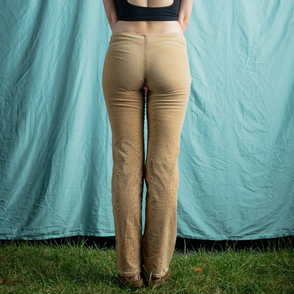 BEBE | 2000s Low Rise Tan Corduroy Pants with Belt - Picture 3 of 4